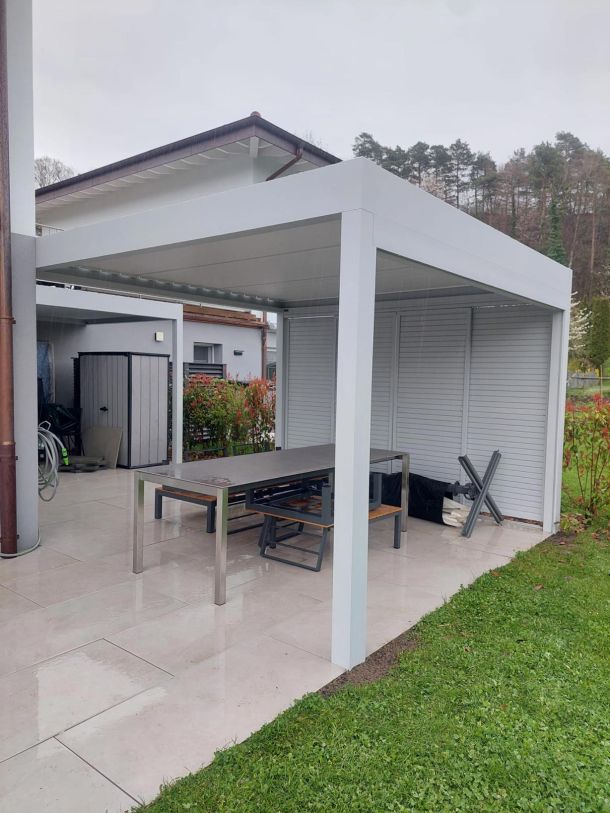 Pergola bioclimatique