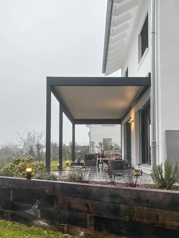 Pergola bioclimatique