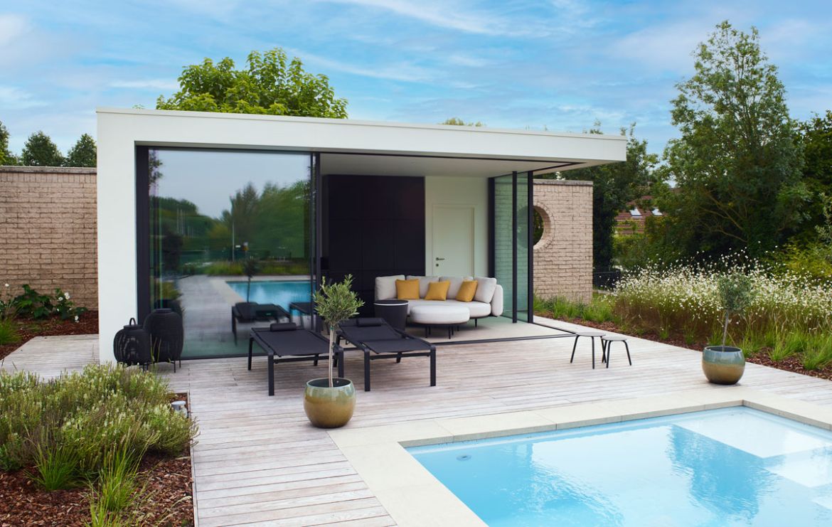 Voici par exemple un Pool house Carpentier - AMS Construction